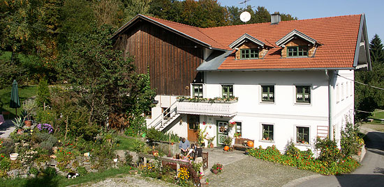 Anfahrt nach Hauzenberg im Bayerischen Wald bei Passau